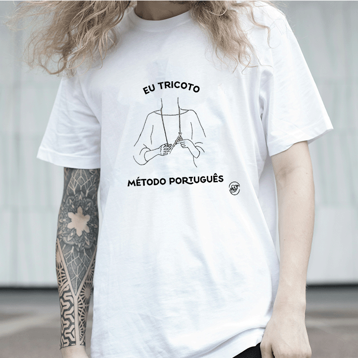 Camiseta 100% Algodão Eu Tricoto Método Português por Cris Bertoluci