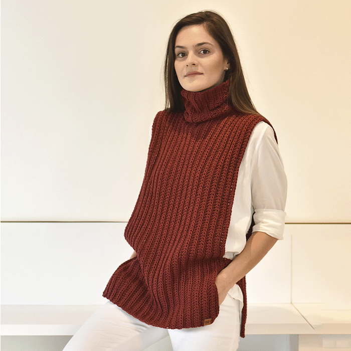 Kit de Crochê Colete Gola Alta Por Marina Bauler